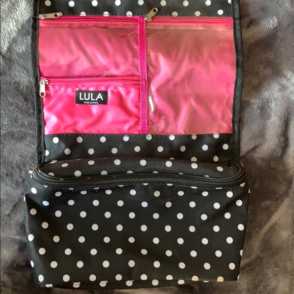 2/$30 HANGING MAKEUP ORGANIZERS - Picture 3 of 4